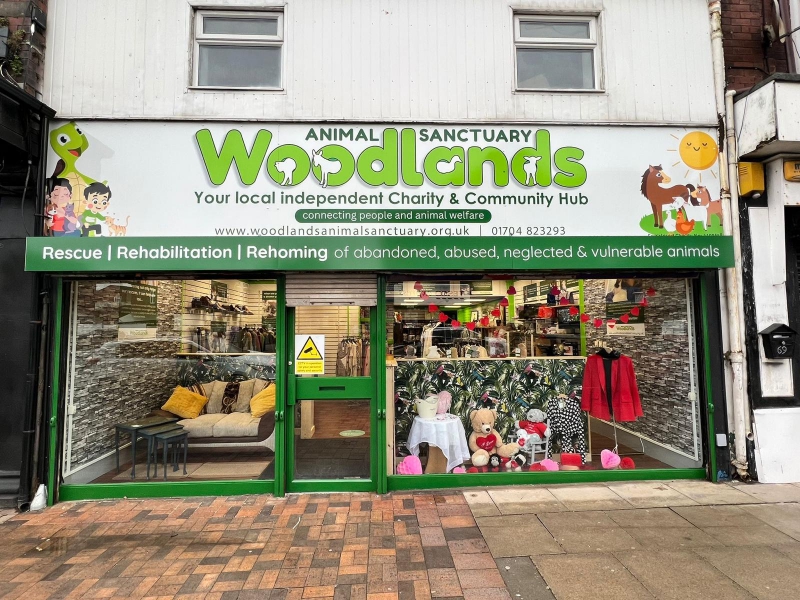 Southport residents welcome charity’s new hub and pet food bank initiative