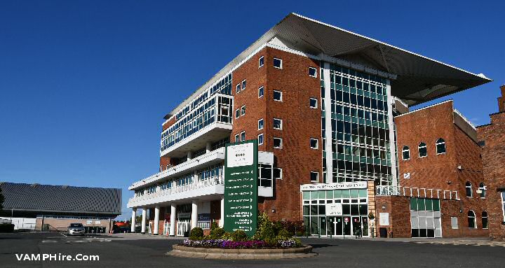 Grand National Festival - Travel Advice 2026