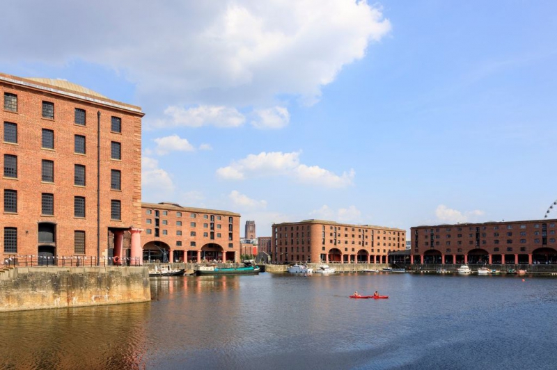 Royal Albert Dock announces memorable 180th anniversary plans with retrospective light projection