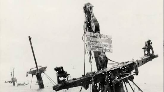 Safe removal of masts from historic WWII shipwreck carrying wartime explosives begins