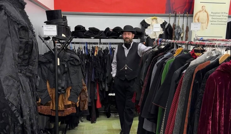 Sunday Best Vintage Clothing hosts Victorian Clothes Pop-Up Display at Wayfarers Arcade