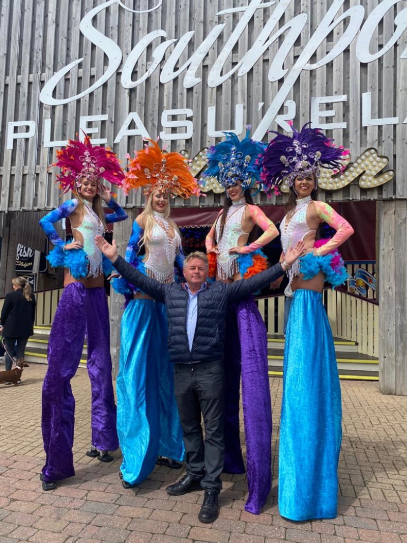 Olé Olé Olé - Southport Pleasureland Prepares to Stage its Spanish Carnival