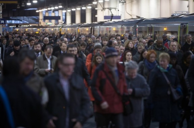 Breakthrough in rail dispute as TSSA members accept offer