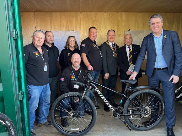 Community Environment Fund:- Veterans re“cycle” unclaimed bikes to help people tackle mental health problems.