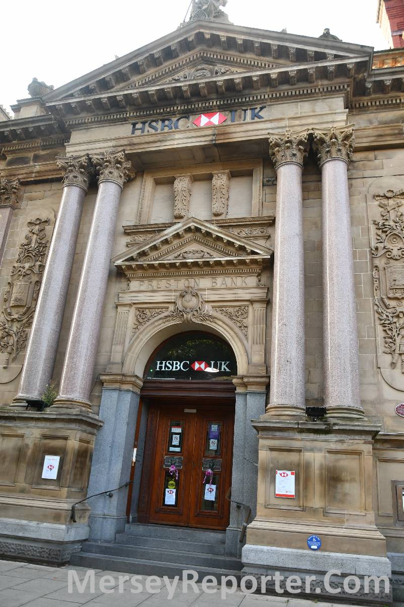 HSBC Southport branch is closing temporarily