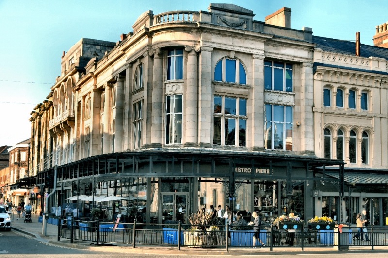 Bistrot Pierre Southport is no longer viable and therefore closed with immediate effect