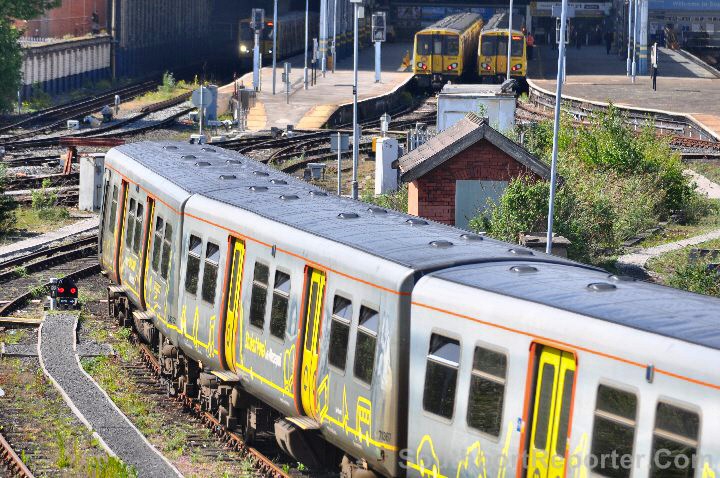 Eurovision celebrations to be supported with late-night Merseyrail trains