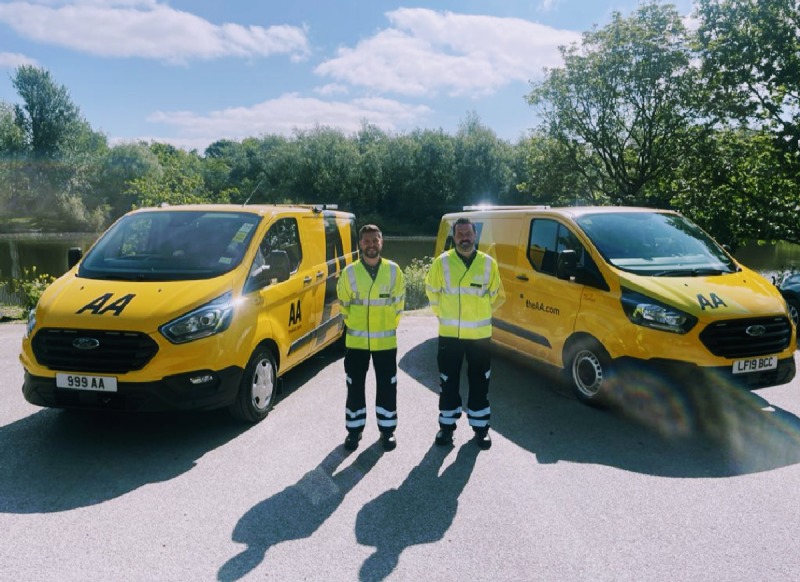 Motorway blowout leads to a new career and top award for AA patrol