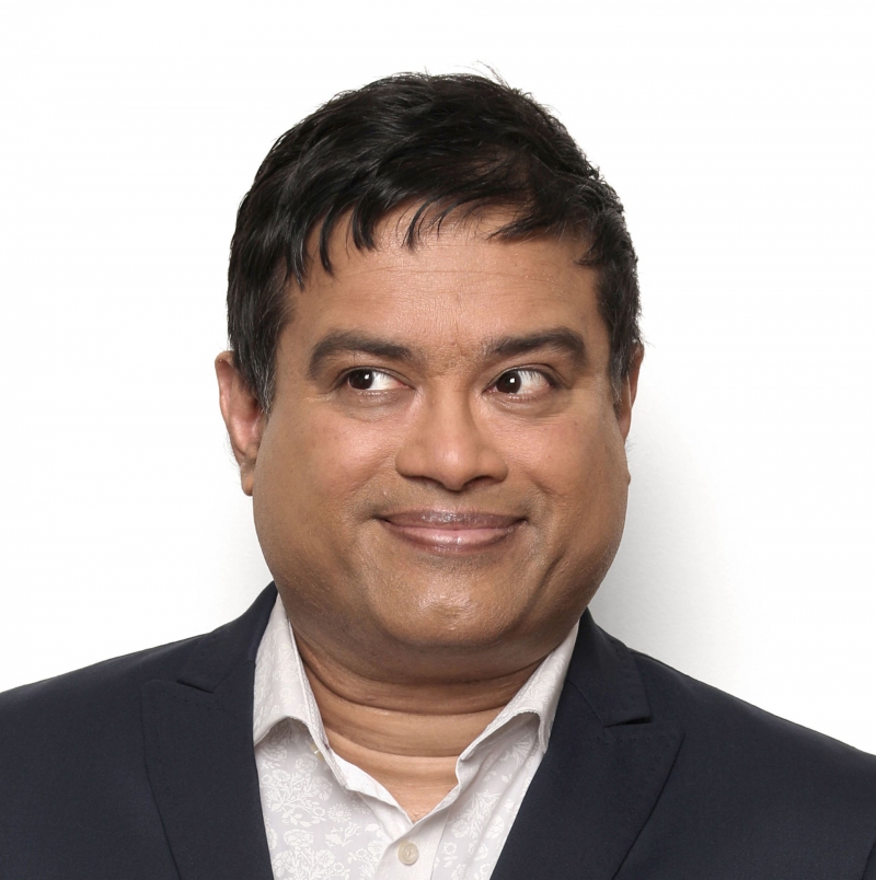 Chase star Paul Sinha and American comedy Legend Rich Hall will play this year’s Southport Comedy Festival