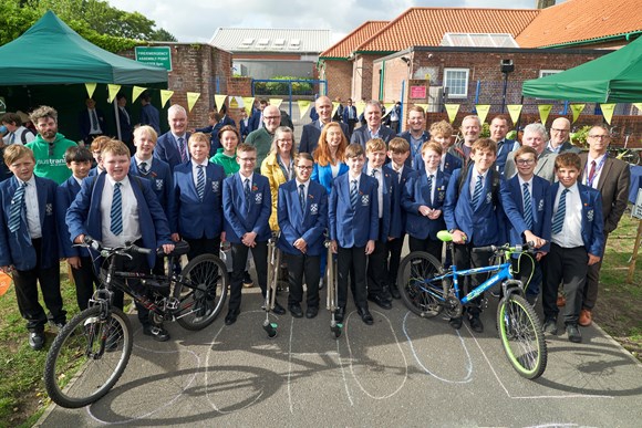 Liverpool City Region declares war on harmful school gates emissions