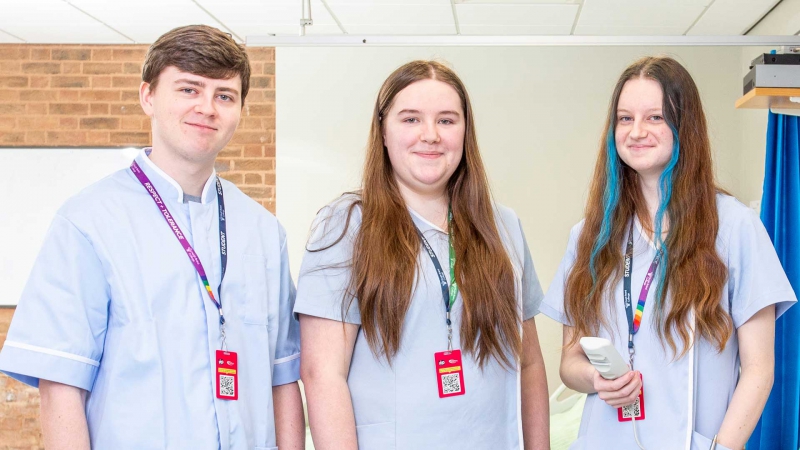 Year 11 Pupils Invited to Discover the World of Healthcare in New After School Academy